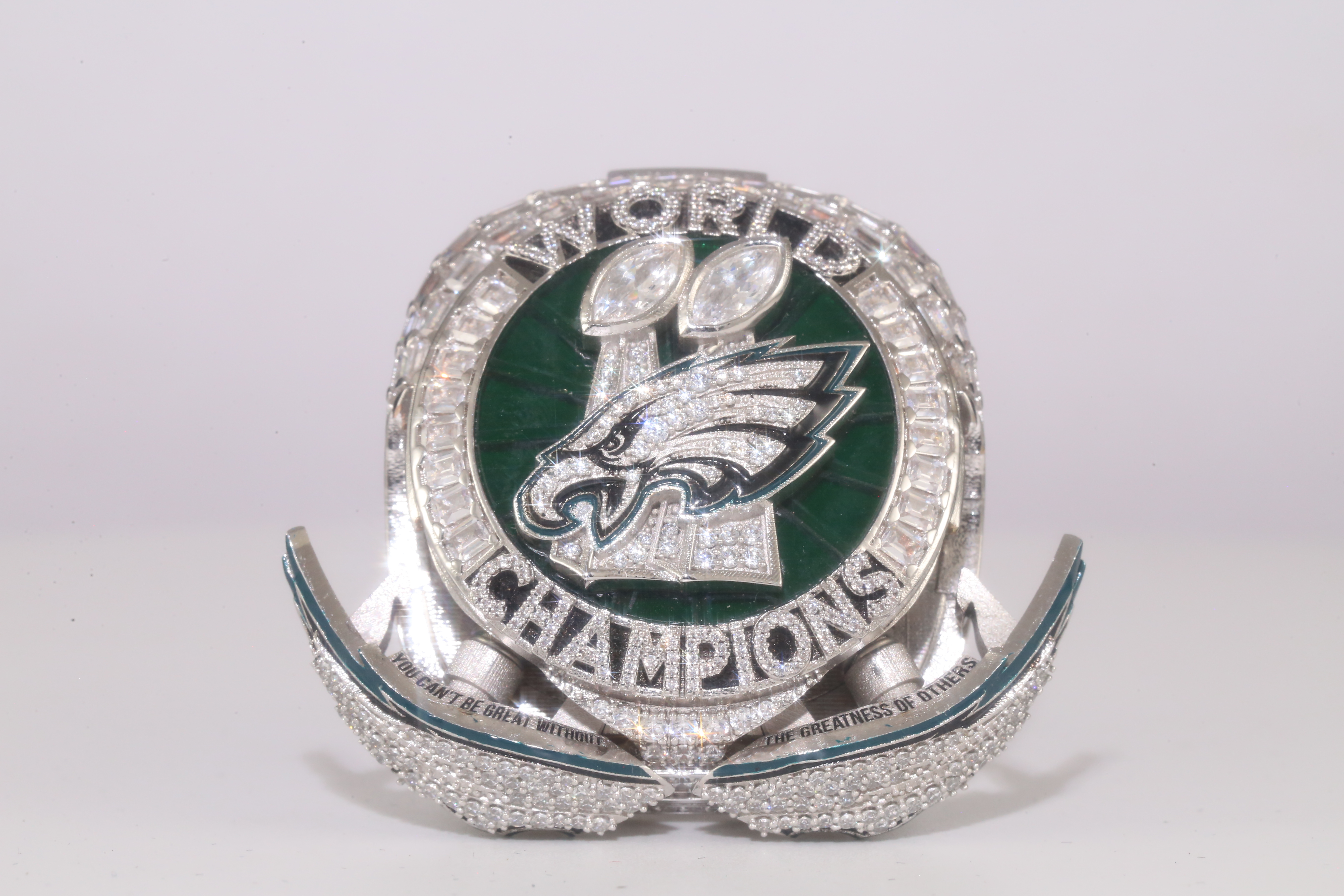 Retracktable 2024 Philadelphia Eagles Super Bowl Ring