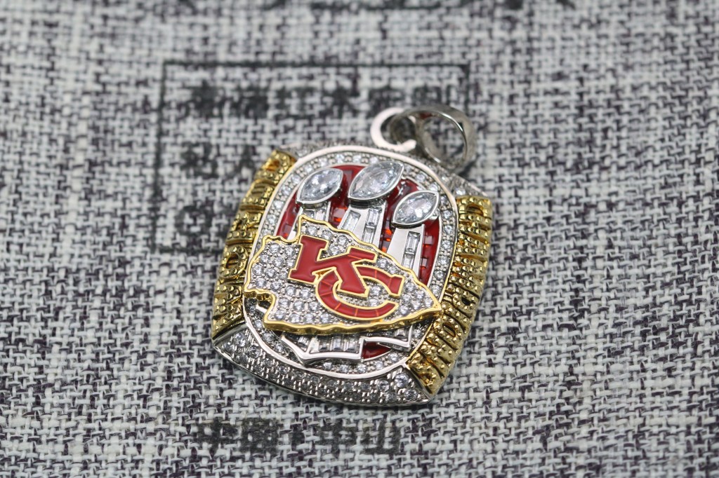 Replica 2022 Kansas City Chiefs Super Bowl Pendant - Premium Series